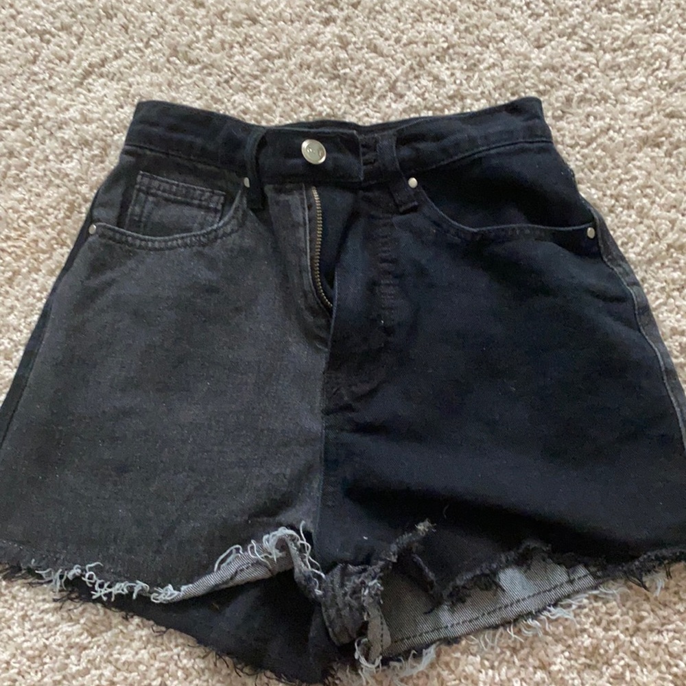 pretty little thing two toned highwaisted jean